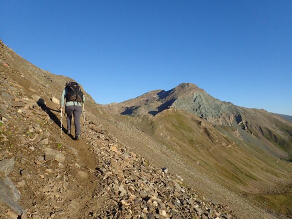 Querung unterhalb vom Margrötzenkopf mit Blick zum Brennkogel