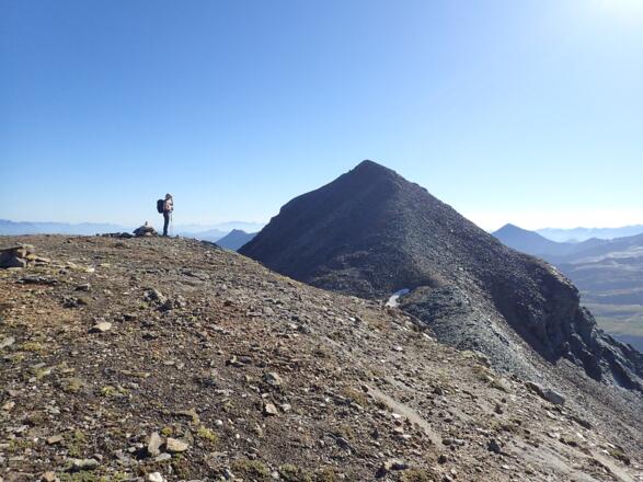 Am westlichen Vorgipfel