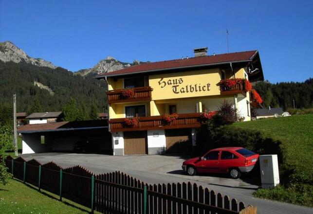 Haus Talblick - Ferienwohnungen + Gästezimmer