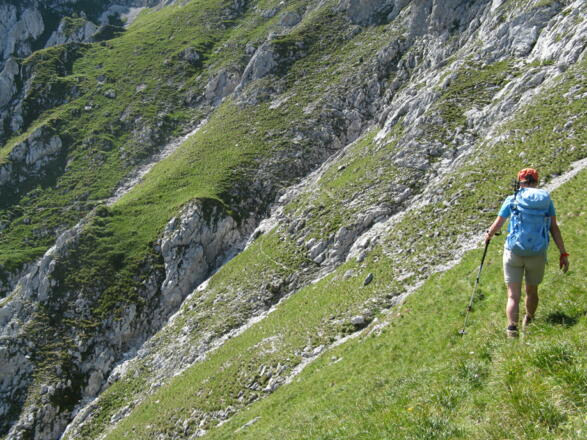 Der &quot;unscheinbare&quot; Schafsteig zieht sich durch steile, schrofige Rinnen und Runsen!