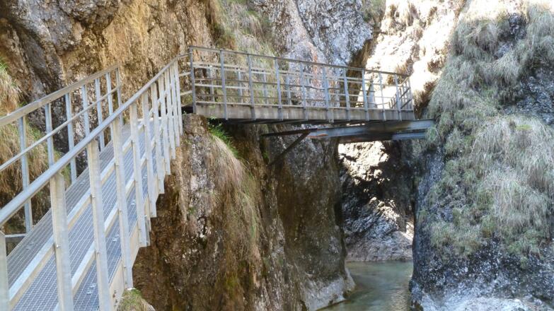 Steganlage in der Almbachklamm