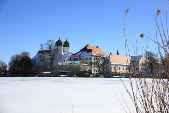 Winterliches Kloster Seeon