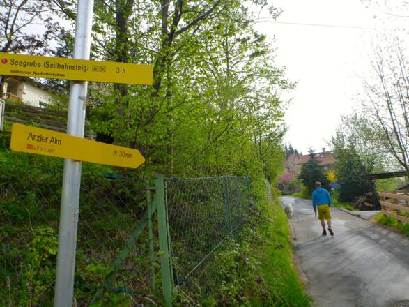 Richtung Arzleralm
