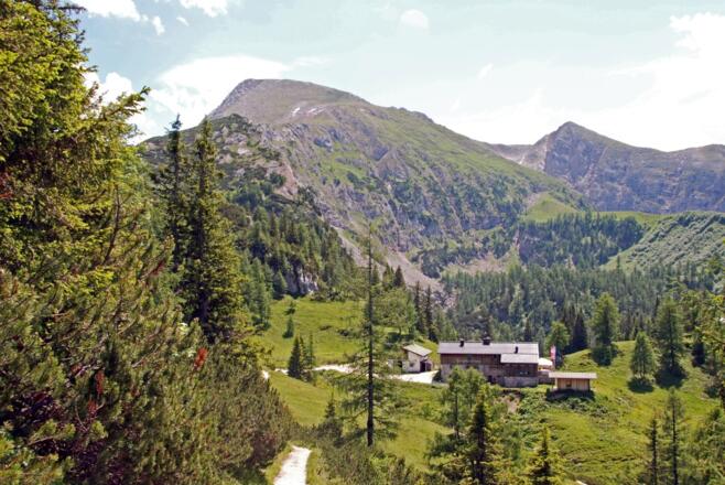 Das Schneibsteinhaus am Fuße des Schneibsteins