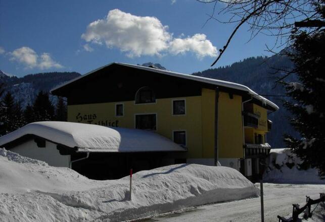 Haus Talblick - Ferienwohnungen + Gästezimmer