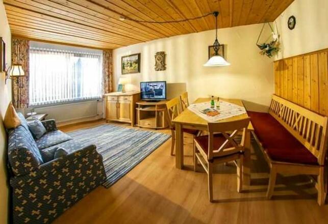 Ferienwohnungen und Gästezimmer Eberle