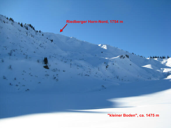 Das gesamte Nordkar vom "kleinen Boden, ca. 1475 m"