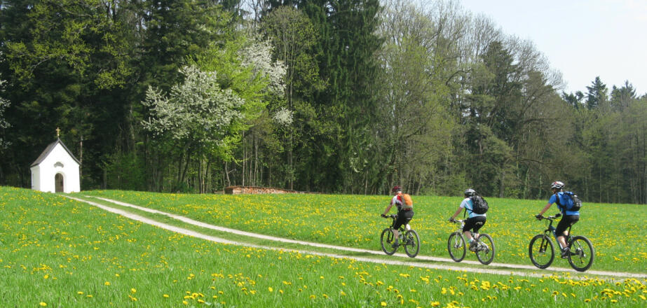 Immer wieder fahren wir an Kapellen vorbei, die eine gute Gelegenheit sind mal Einkehr zu halten!