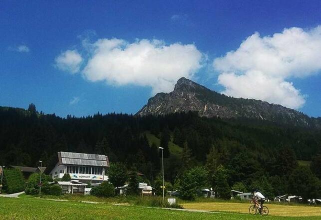 Naturlage direkt am Hand, Wald und Wiese