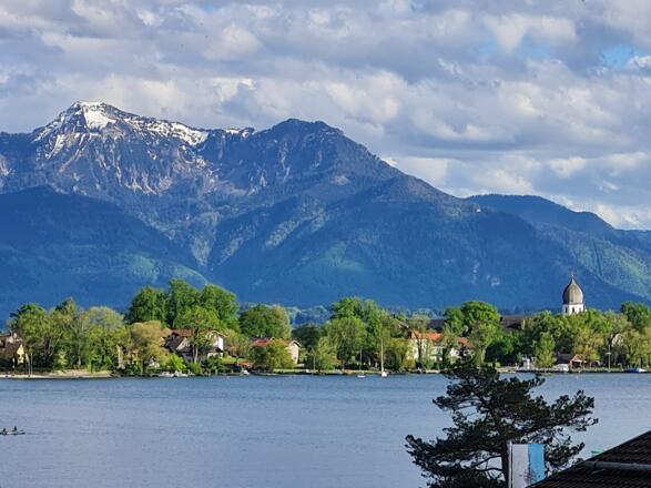 Fraueninsel mit Hochgern
