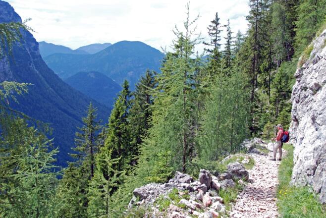 Abstieg zur Schwarzbachwacht
