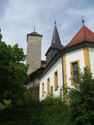 Schloß Unteraufseß mit der herrlichen Kapelle!