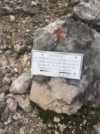 Hinweisschilder Aufstieg Zugspitze