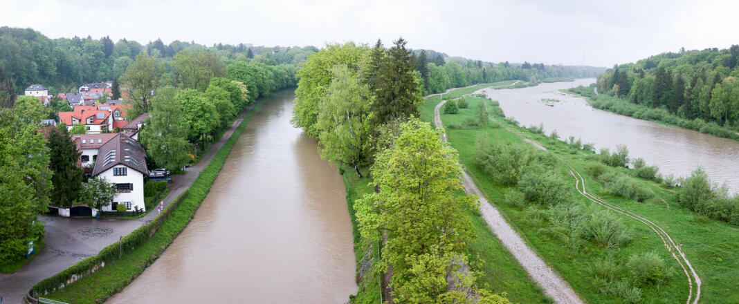 Blick von der Großhesseloher Brücke ins Isartal nach Norden