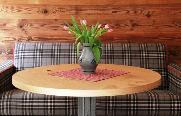 Haupthaus 01 Sofa