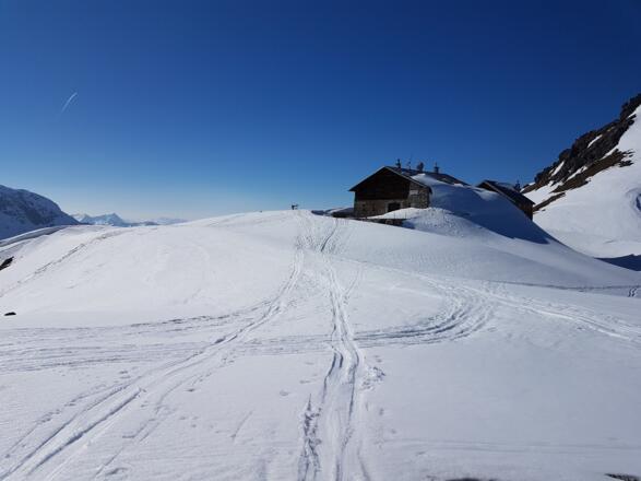 Fiderepasshütte 2067 m
