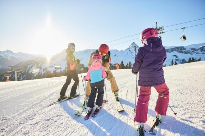 Familien Skitag (c) Stefan Kothner - Montafon Tour