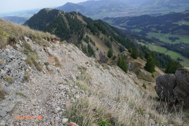Das Drahtseil über die Nagelfluhplatte ist gut in Schuss