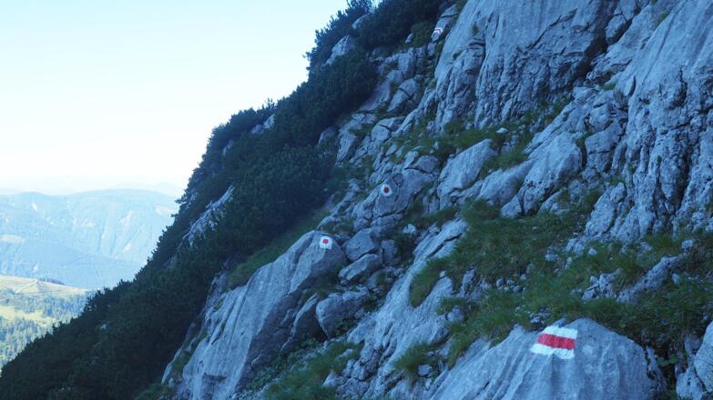 Ende Schuttrinne ~1830m mit Gegenanstieg beim Abstieg