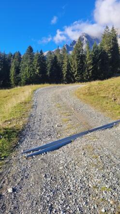 Kehren mit groben Schotter