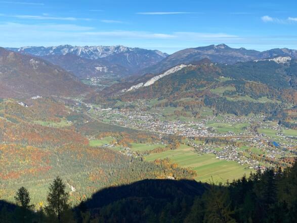 Blick nach Bad Goisern und zur Ewigen Wand