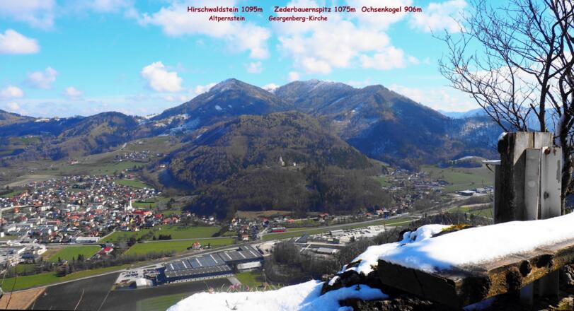 Jubiläumskreuz 730m, Ostblick