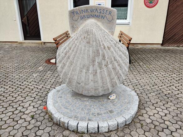 Oberhegenau - Pilgerbrunnen
