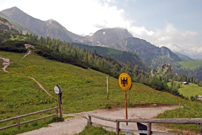 An der deutsch-österreichischen Grenze