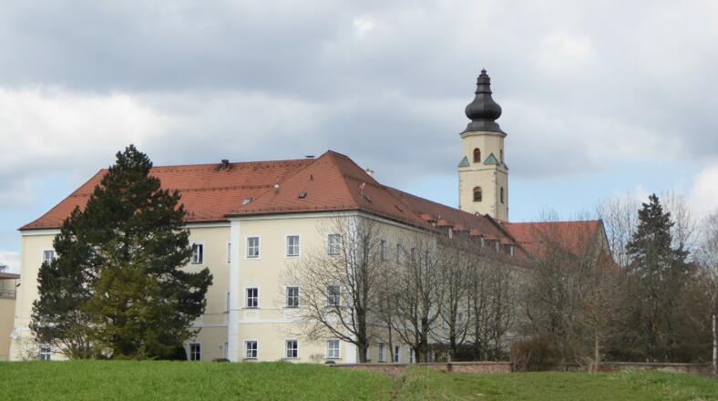 Blick auf Kloster Windberg