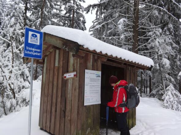 Hütte am Sattel