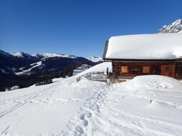 Bei einer der Almhütten