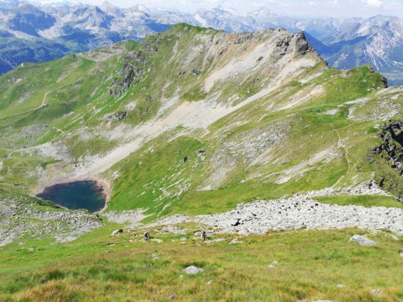 Nach knapp 100 HM wird es wieder ein gemütlicher Wanderweg