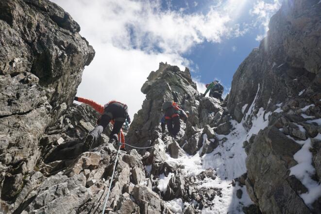 In der Rinne oberhalb des Kamins