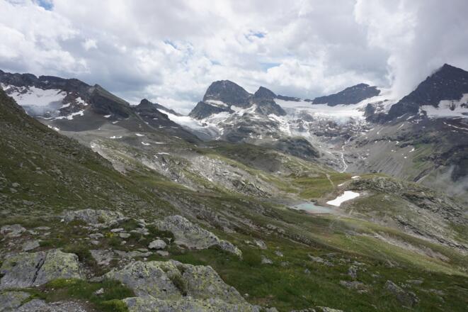 Unserer Ziele - Piz Buin (Bildmitte) und Silvrettehorn (rechts)