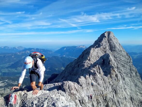 Auf dem Grat entlang