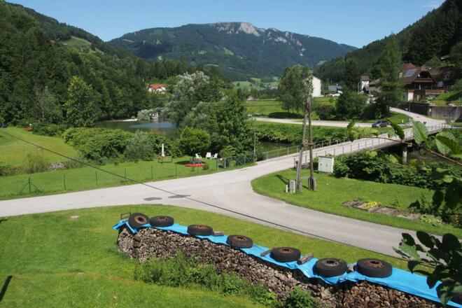 Brücke über den Ramingbach, hier beginnt der Schützensteig