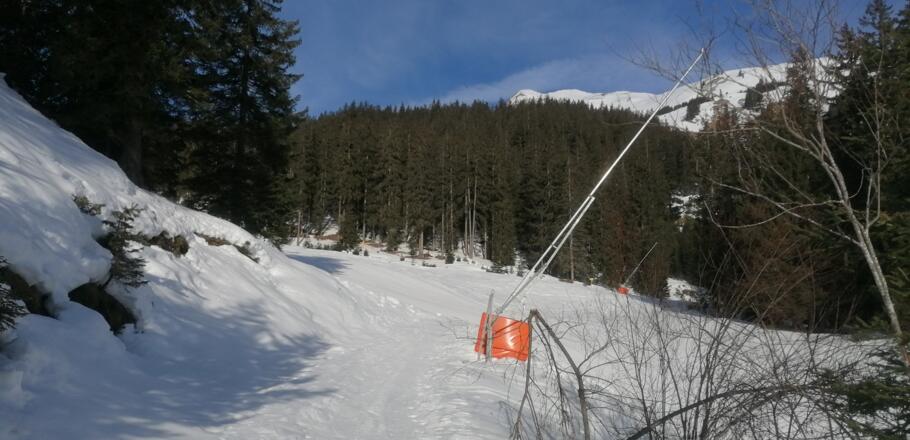 Hier wird die Piste gequert