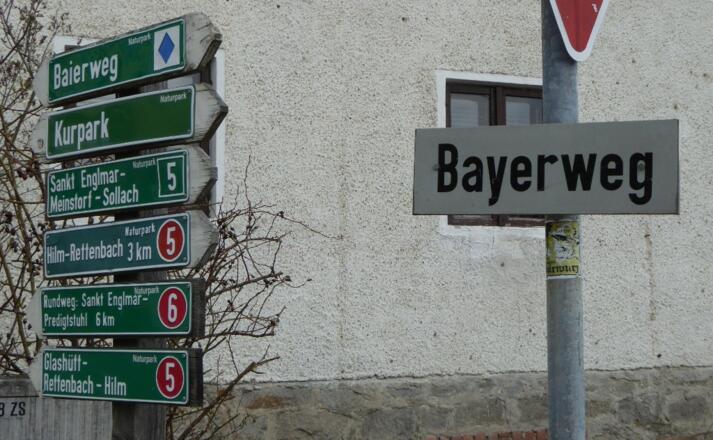 Der Baierweg führt durch den Baierweg