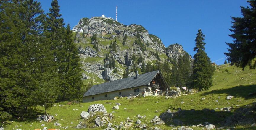 Almhütte am Weg