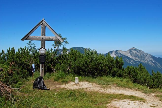 Das Gipfelkreuz am Ristfeuchthorn
