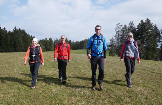 ...doch derzeit ist die Wiese noch deutlich weniger grün.