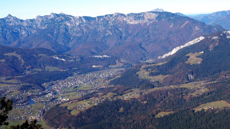 Blick nach Bad Goisern mit Katrin