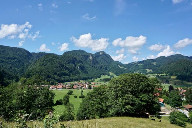Oberwössen von der Auffahrt zum Kanonenpass