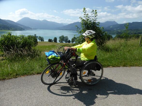 Blick in Kaltenbrunn über den Tegernsee