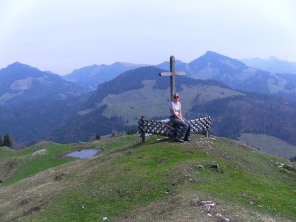 Pasterkopf hinter Almkreuz
