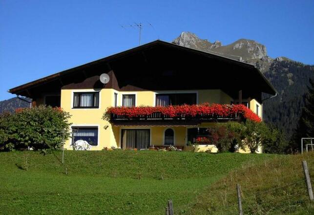 Haus Talblick - Ferienwohnungen + Gästezimmer