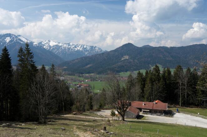 Der Blick runter zur Schwaigeralm