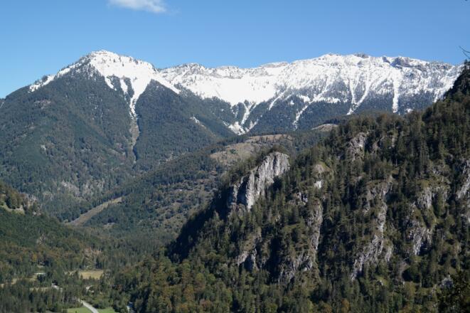 Brandberg-NW-Pfeiler und Kasberg.