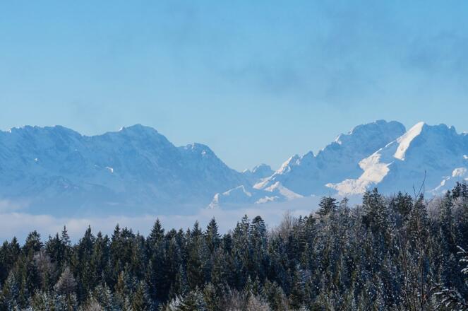 Panoramablick von der Hochkopfhütte ins Wetterstein