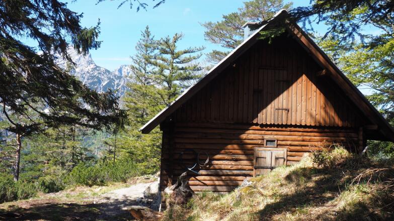 Jagdhütte  1017m